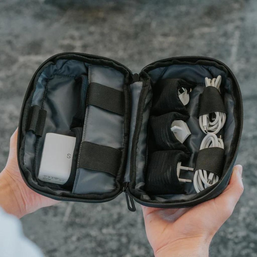 SnapWireless PowerOne - Universal Charging Kit 100W Travel Charger Black
