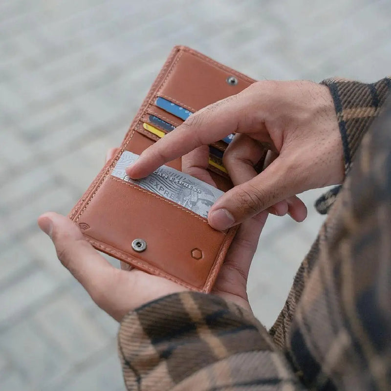 Jekyll & Hide Roma Slim Bifold Wallet Leather, Tan - Love Luggage