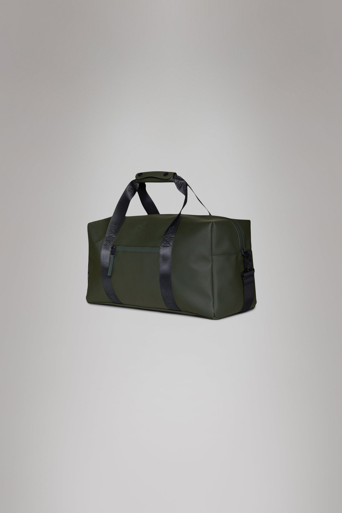 RAINS Trail Gym Bag Green 26L H25 x D22 x W48.50 cm Weekender