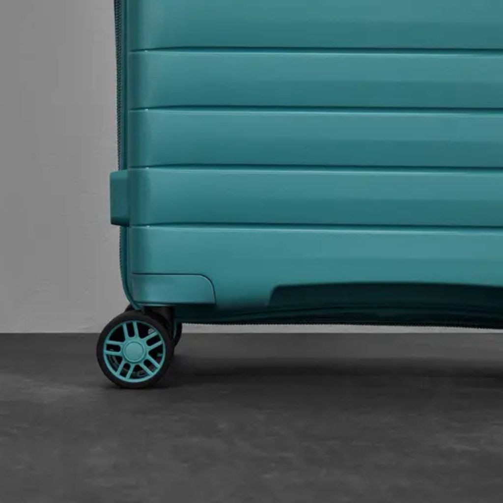 Rock Palma Large Lightweight Hardsided Suitcase - Seafoam Blue