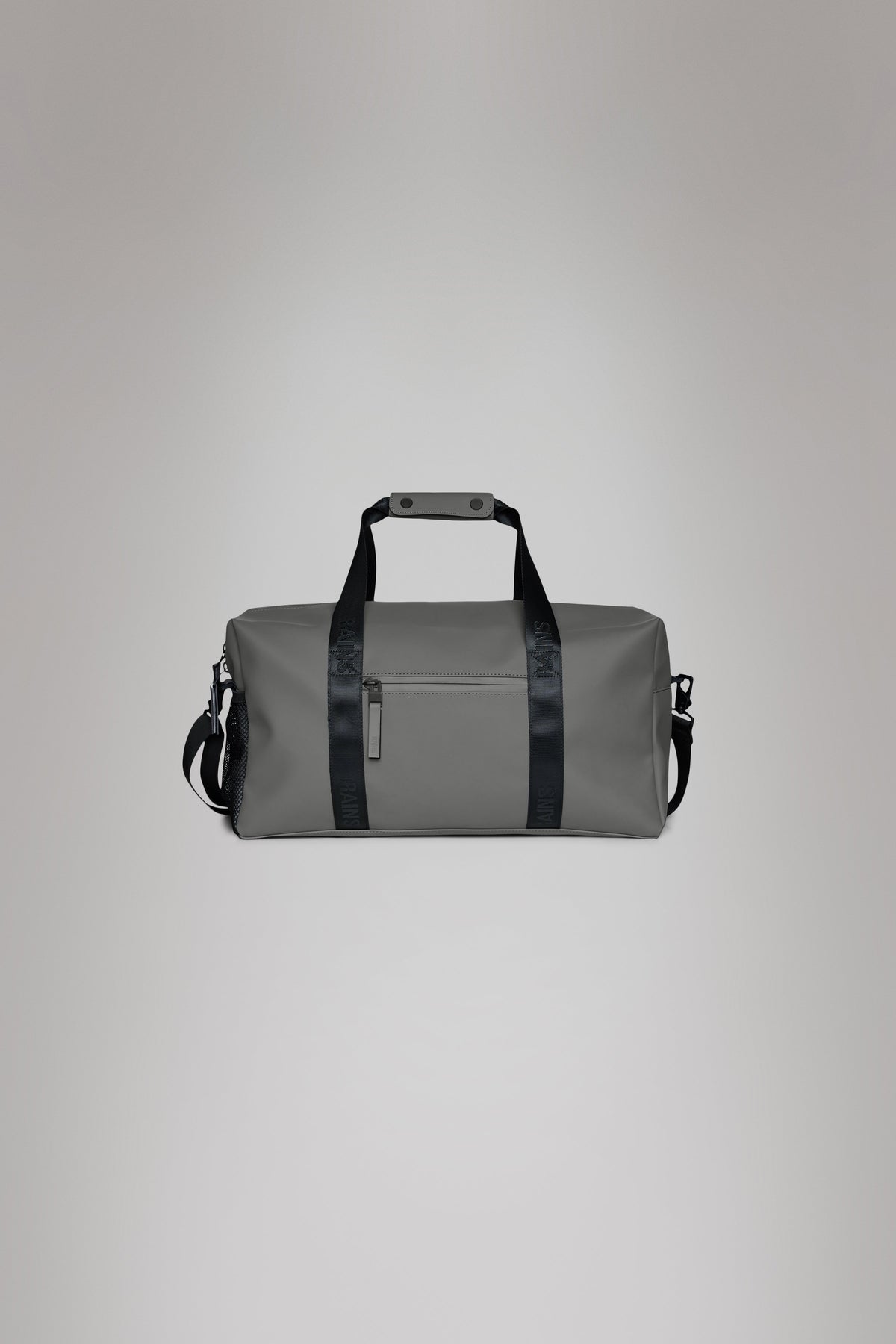 RAINS Trail Gym Bag Grey 26L H25 x D22 x W48.50 cm Weekender