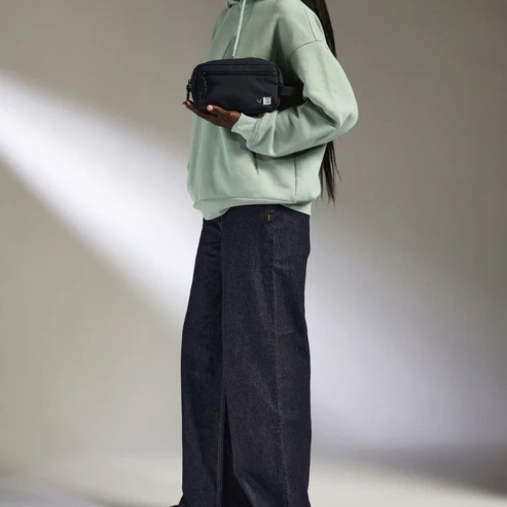 Antler Essential Wash Bag in Navy - Love Luggage