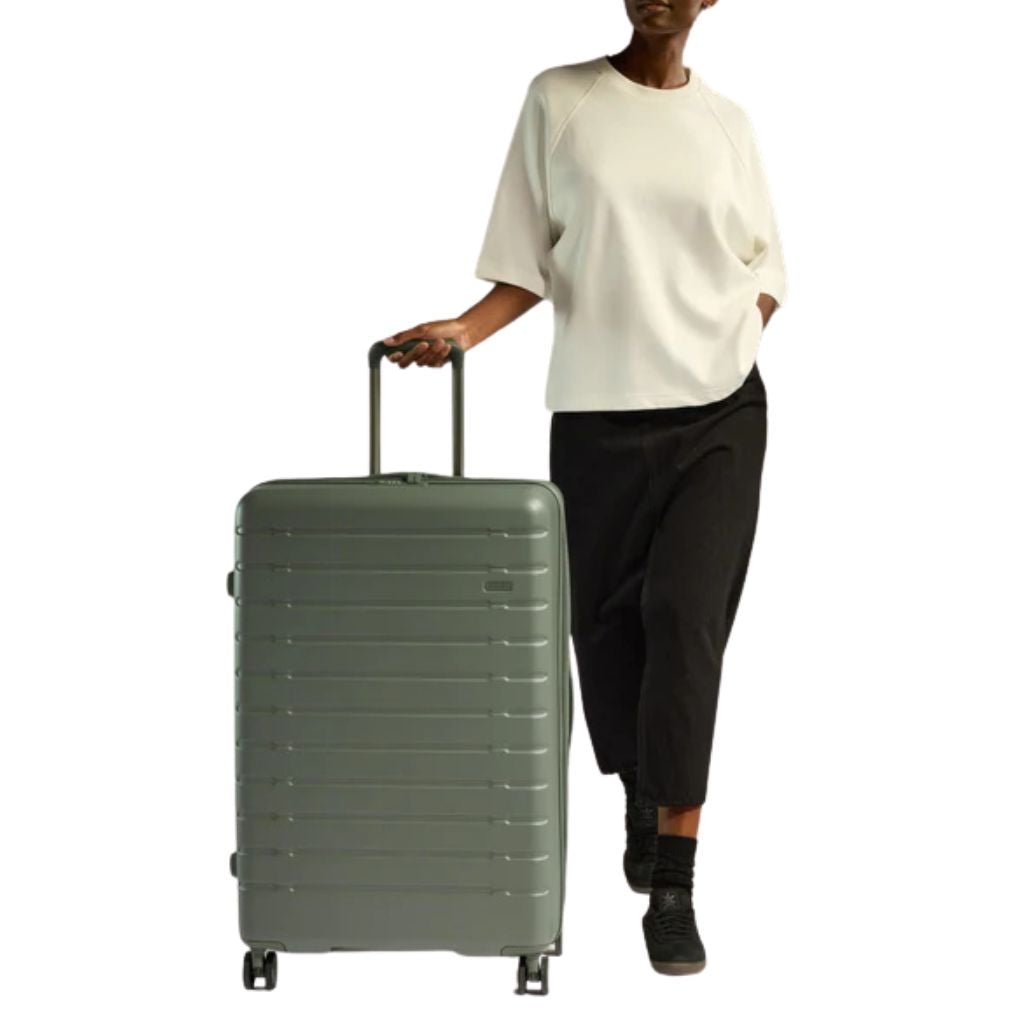 Antler Stamford 2 81cm Large Hardsided Luggage - Field Green - Love Luggage