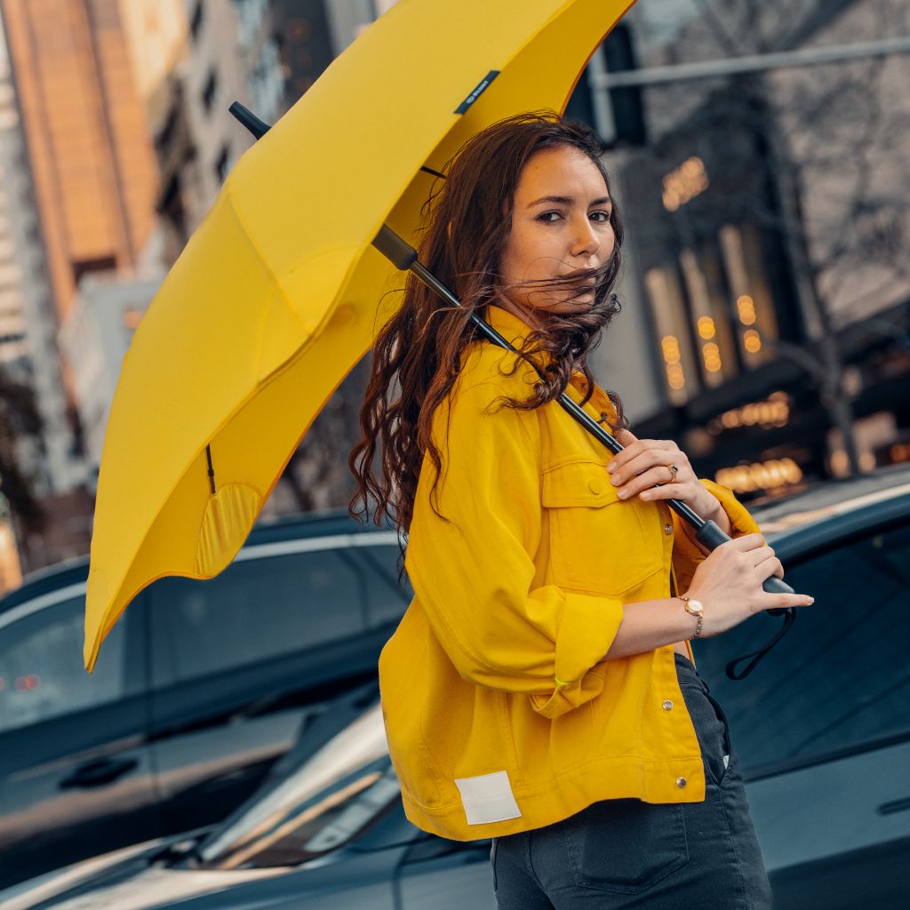 Blunt Metro Compact Umbrella - Citrus Yellow - Love Luggage