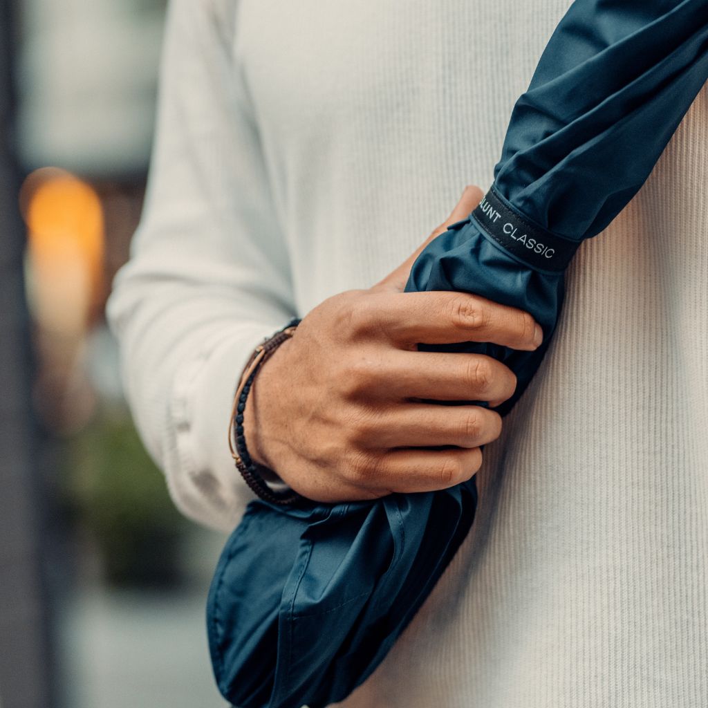 Blunt Metro Compact Umbrella - Midnight Navy - Love Luggage