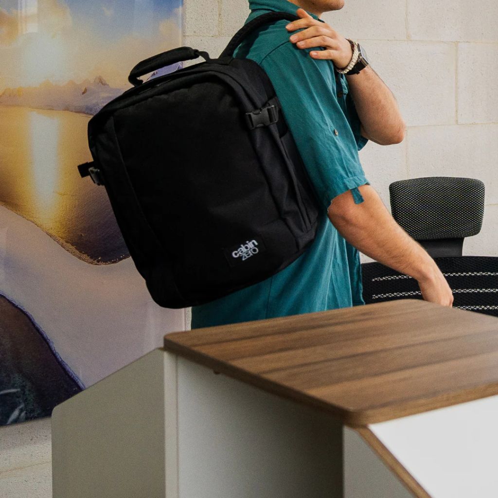 CabinZero Classic 28L Lightweight TECH Backpack - Black - Love Luggage