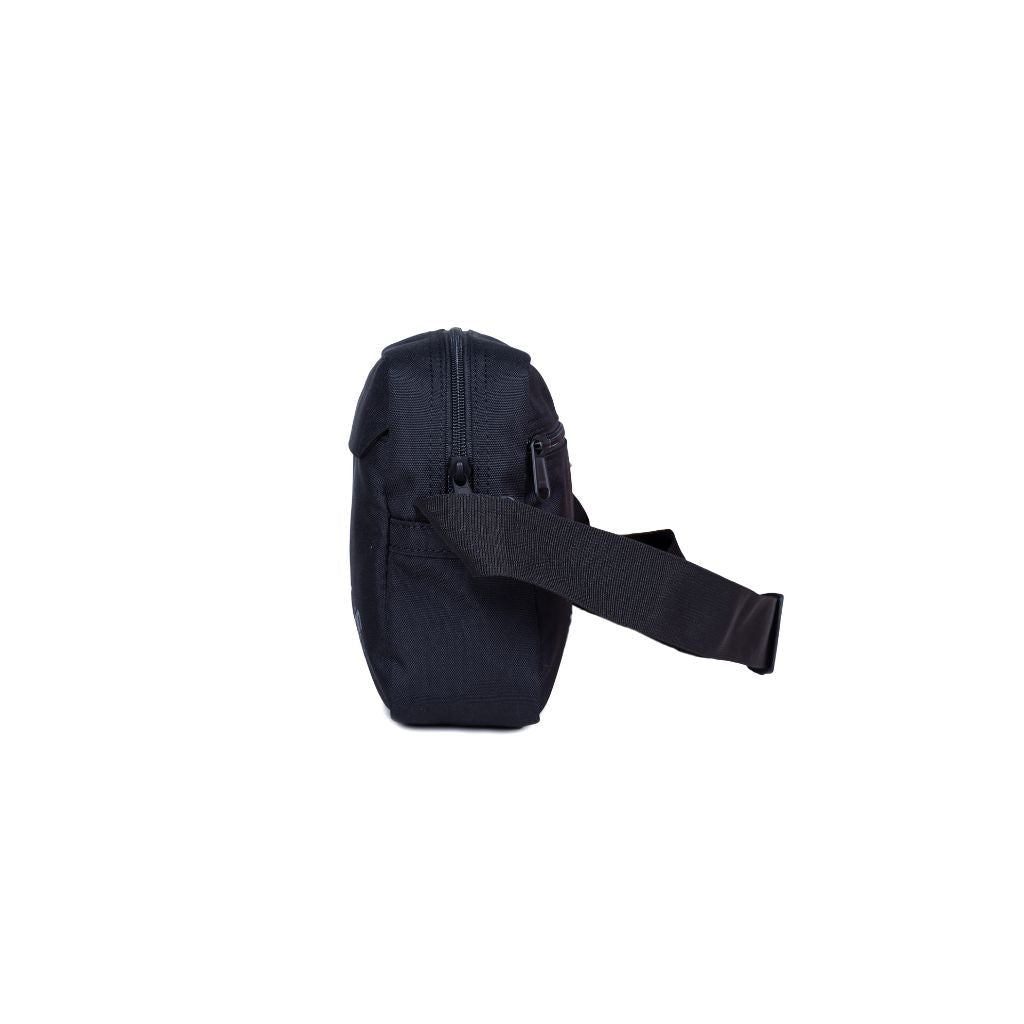 CabinZero Flipside 3L Shoulder Bag - Absolute Black - Love Luggage