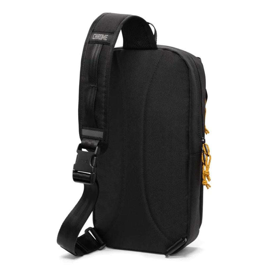 Chrome Ruckas 8L Sling Black - Love Luggage