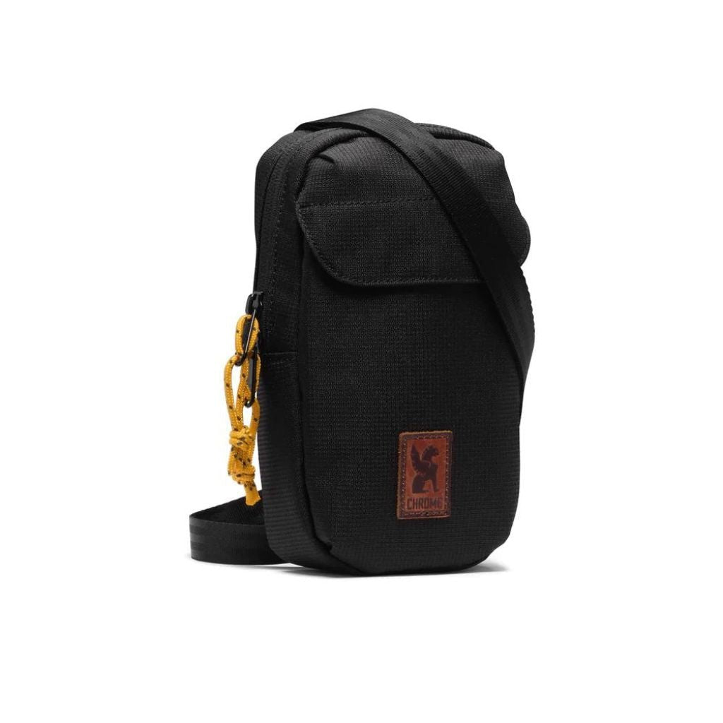 Chrome Ruckas Acc Crossbody Pouch Black - Love Luggage