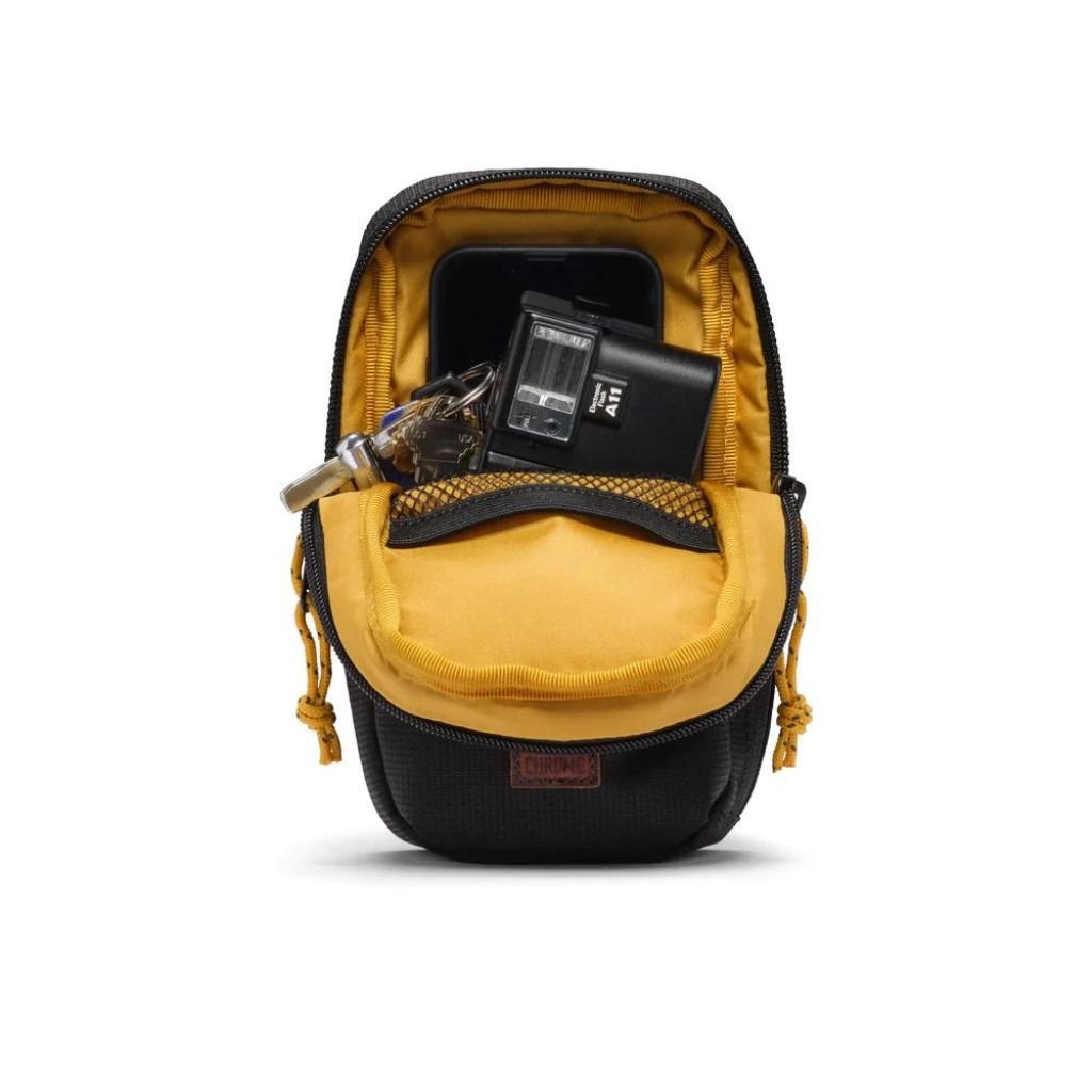 Chrome Ruckas Acc Crossbody Pouch Black - Love Luggage