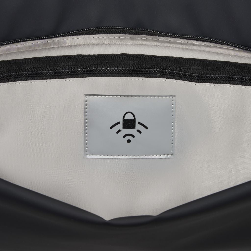 Delsey Aventure 53 cm 13" Laptop Backpack / Duffle Bag - Black - Love Luggage