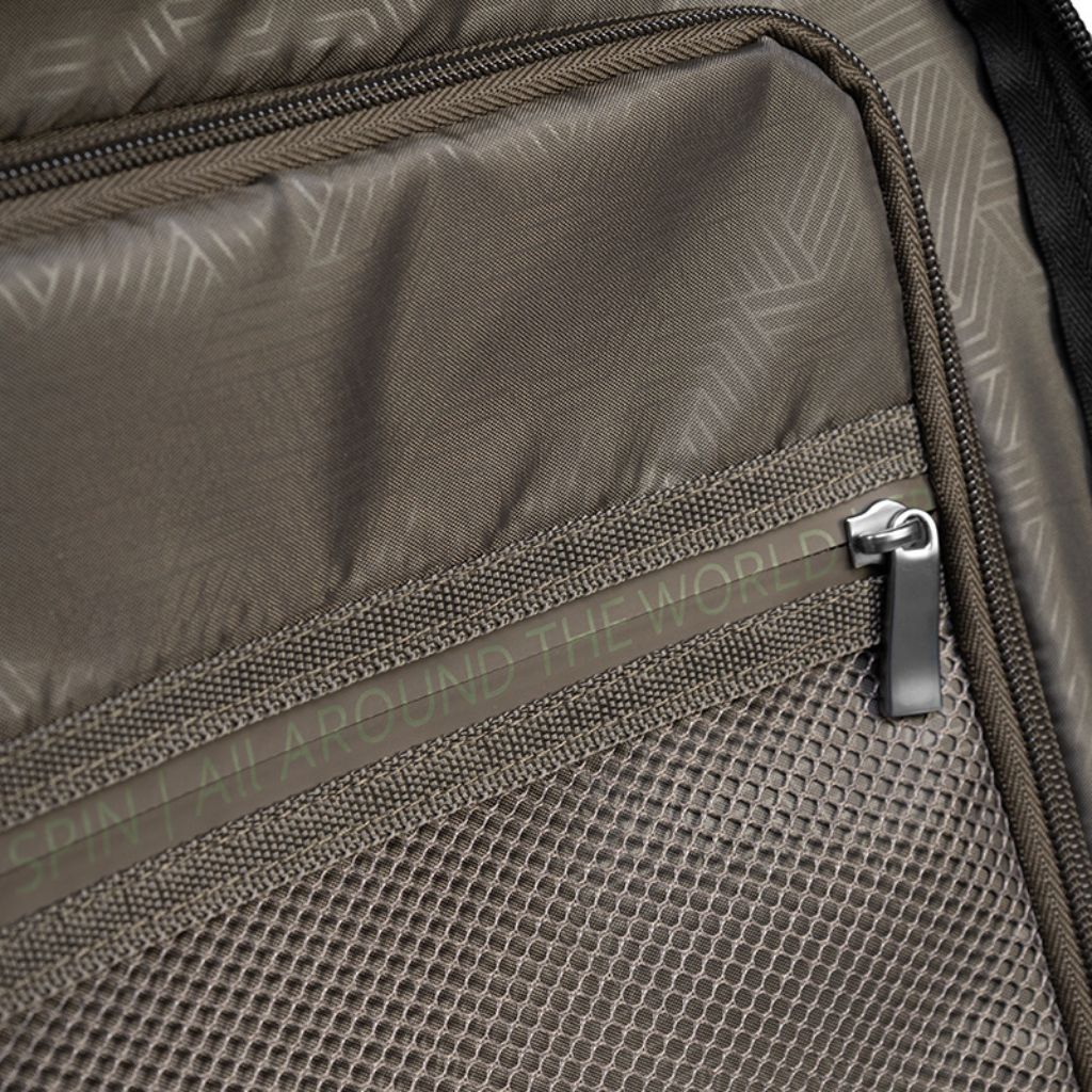 Epic Spin 55cm Carry On With 15" Laptop Sleeve - Matt Black - Love Luggage