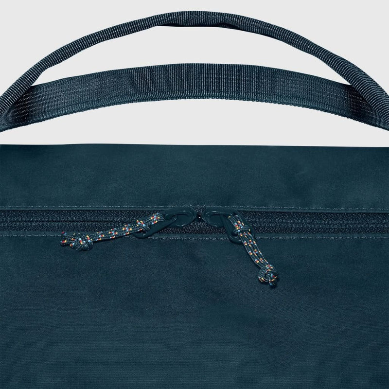 Fjallraven Vardag Duffel 30L Weekender - Deep Forest - Love Luggage