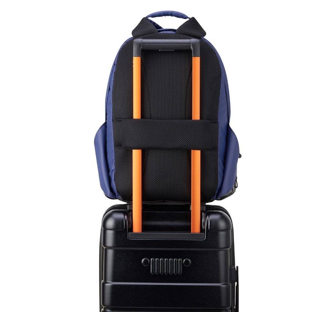 Jeep Versatile 15.6" Laptop Backpack - Navy - Love Luggage