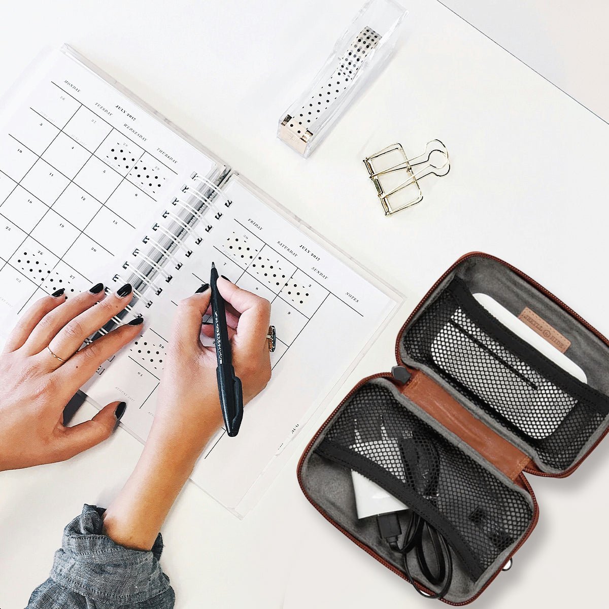 Jekyll & Hide Compact Zip Around Cable Pouch, Tan - Love Luggage