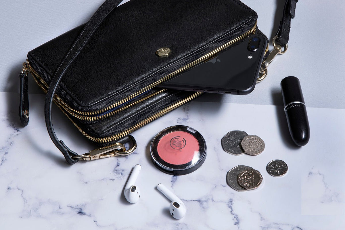 Jekyll & Hide Zulu Ladies Travel Purse, Black - Love Luggage