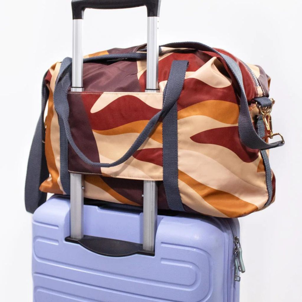 Kind Bag Weekend Duffel Holdall - Abstract Caramel - Love Luggage