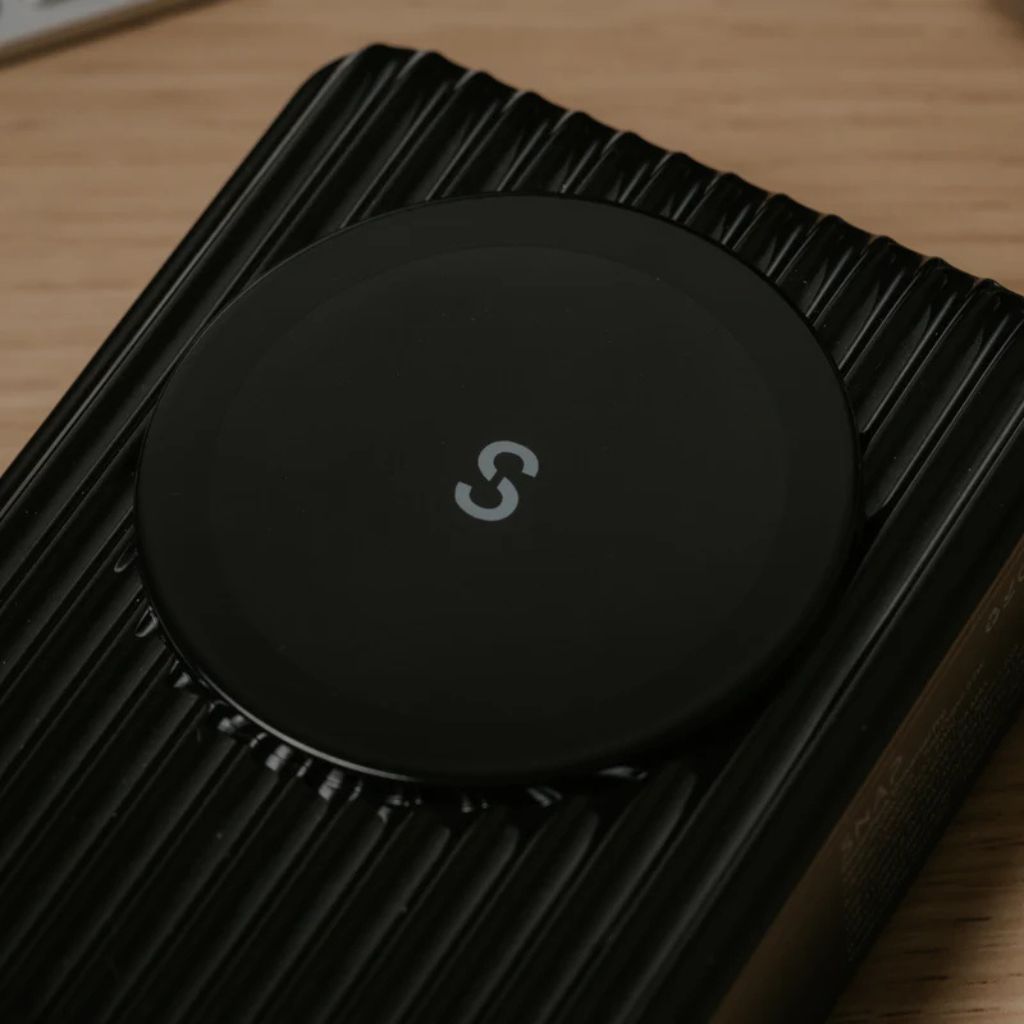 PowerPack Universal Pro - 65W Laptop Power Bank - Black - Love Luggage