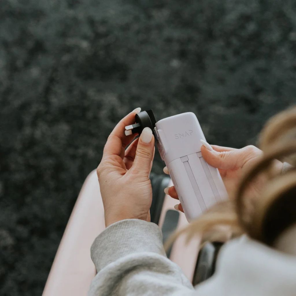 PowerPack Universal Slim - 10,000mAh Slim Travel Power Bank - White - Love Luggage