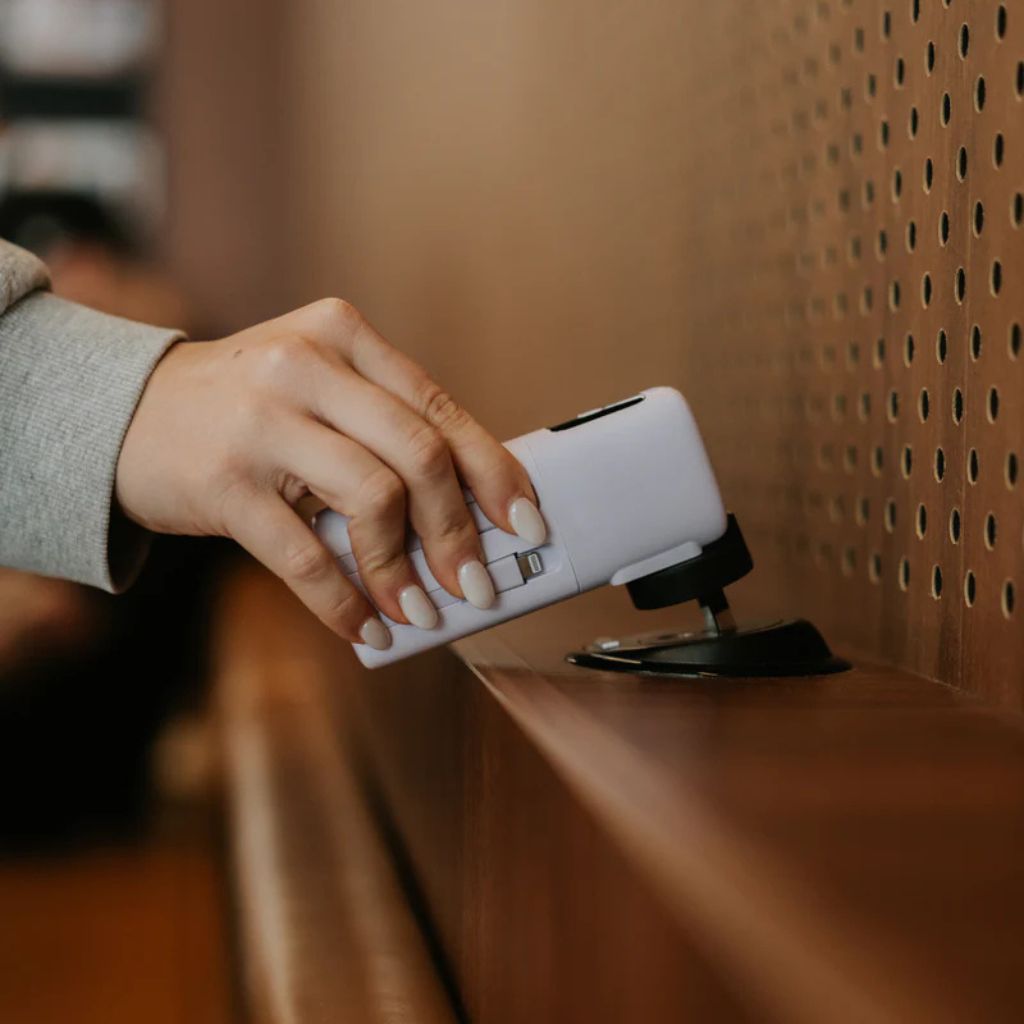 PowerPack Universal Slim - 10,000mAh Slim Travel Power Bank - White - Love Luggage