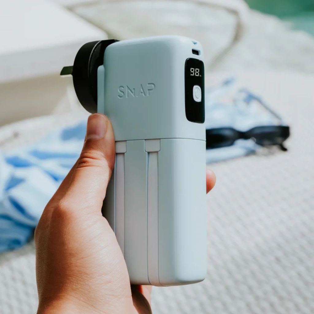 PowerPack Universal Slim - 10,000mAh Slim Travel Power Bank - White - Love Luggage