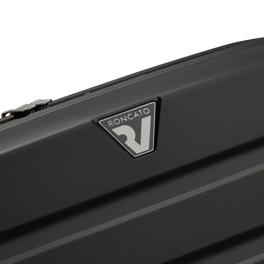 Roncato B Flying DLX Medium Exp Luggage - Smoke Black - Love Luggage