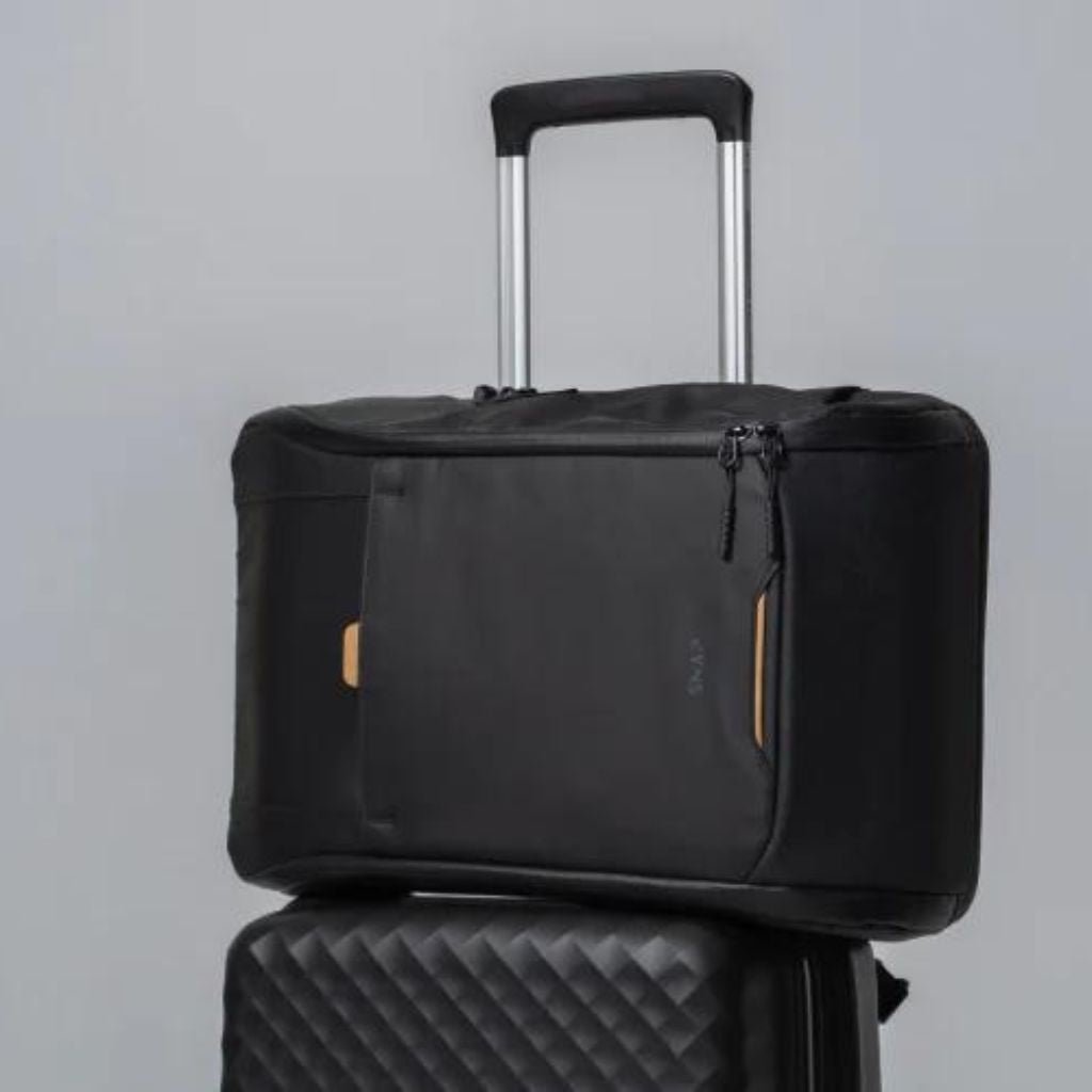 SnapWireless Trvlr 15.6" Laptop Backpack - Black - Love Luggage