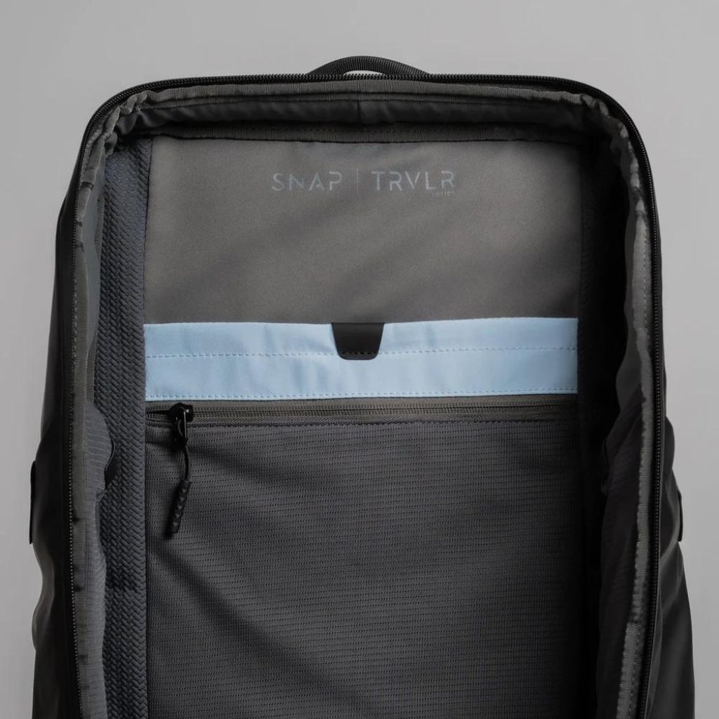 SnapWireless Trvlr 15.6" Laptop Backpack - Black - Love Luggage
