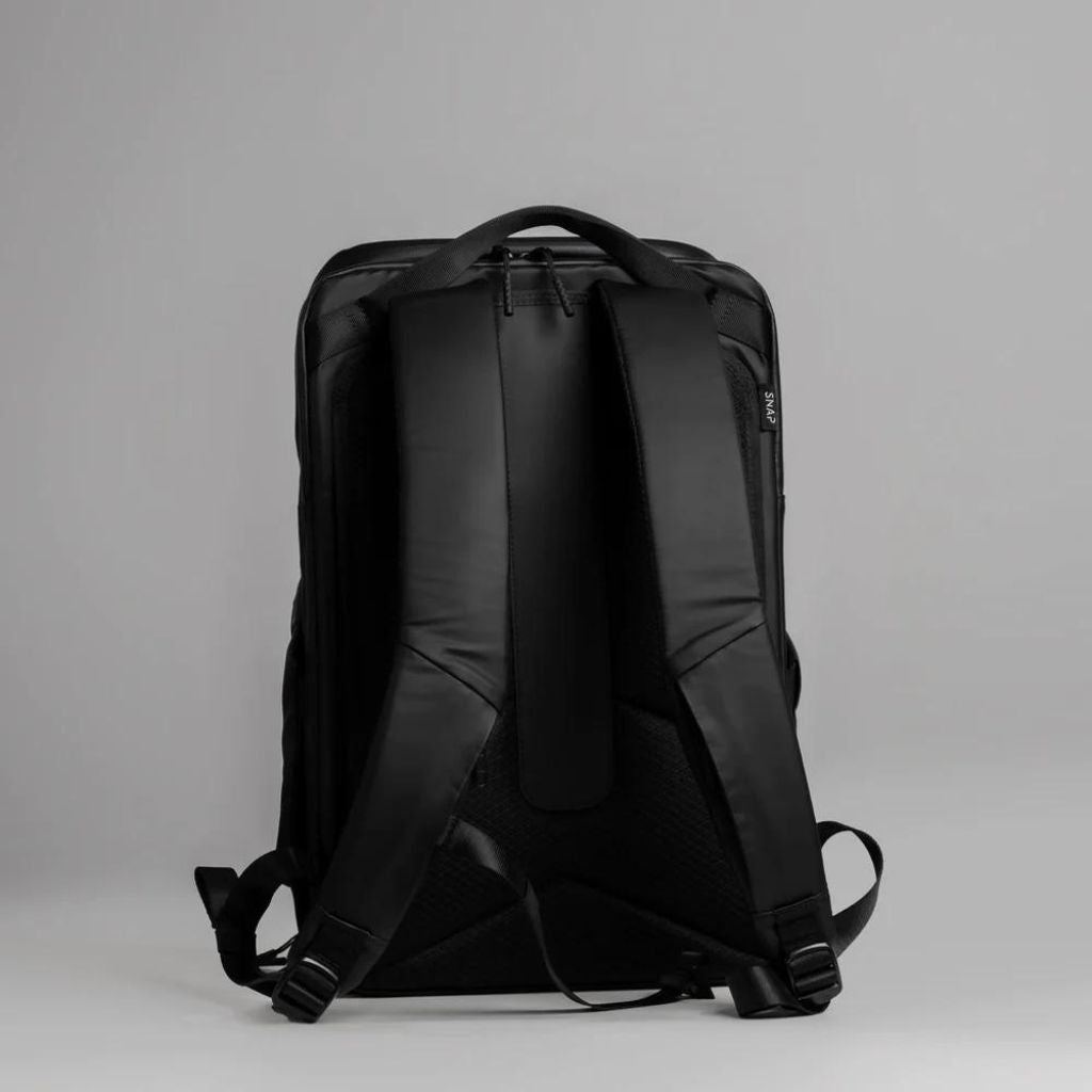 SnapWireless Trvlr 15.6" Laptop Backpack - Black - Love Luggage