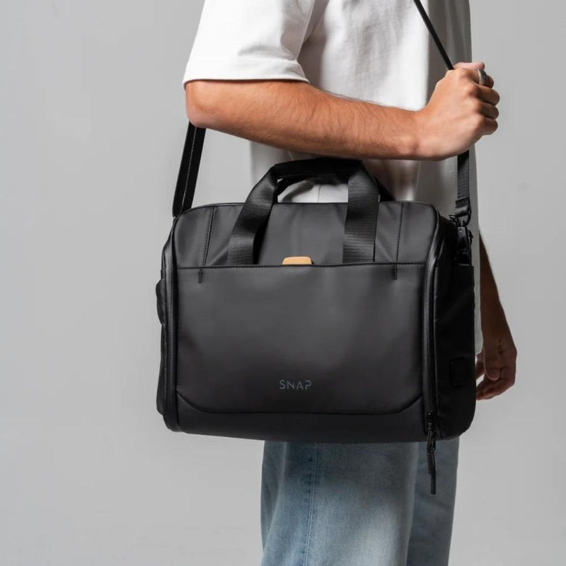 SnapWireless Trvlr Shoulder 15.6" Work Bag Black - Love Luggage