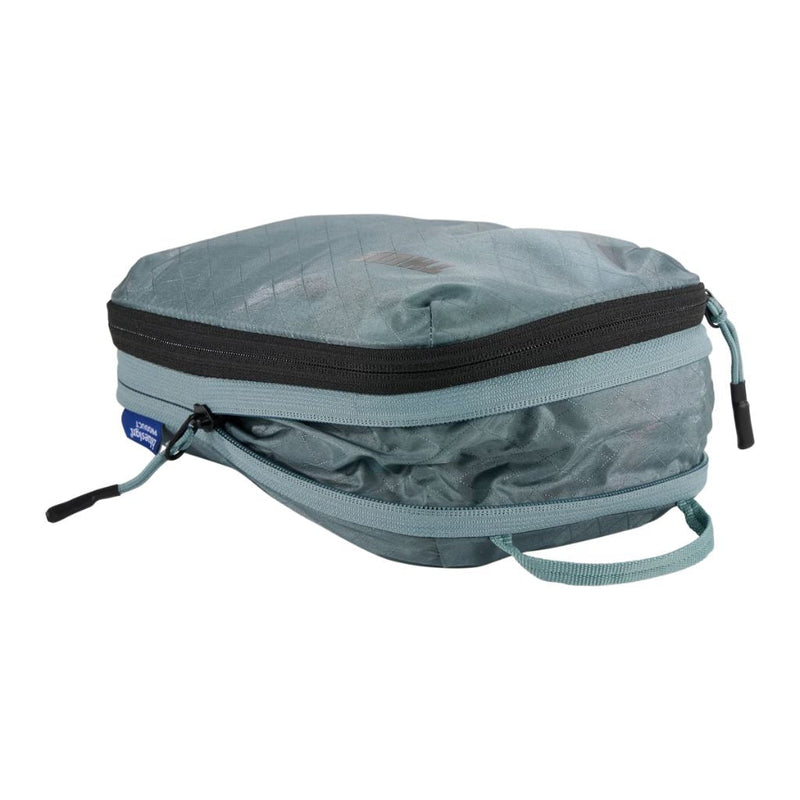 Thule Compression Packing Cube Small - Pond Grey - Love Luggage