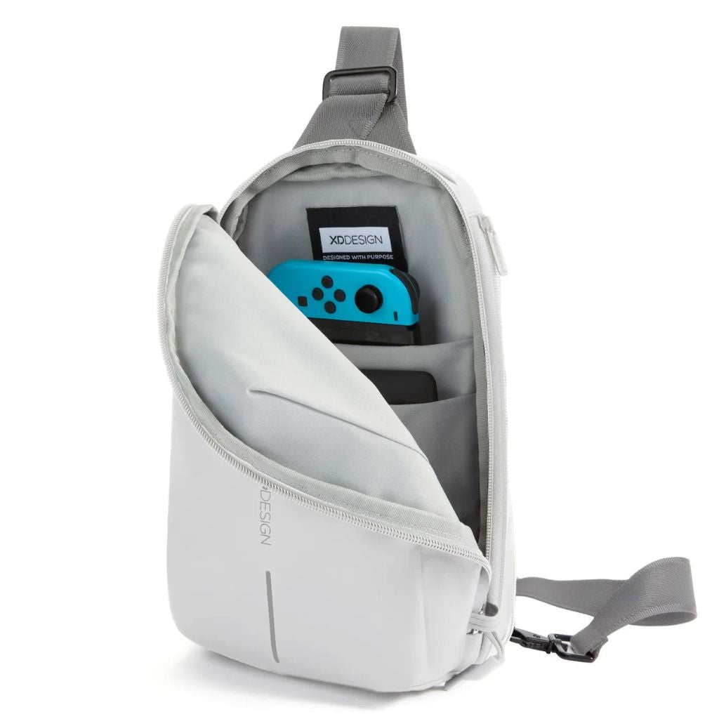XD Design Urban Expandable Sling - White - Love Luggage