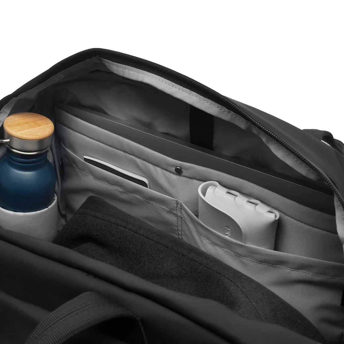 XD Design Urban Weekend Bag - Black - Love Luggage