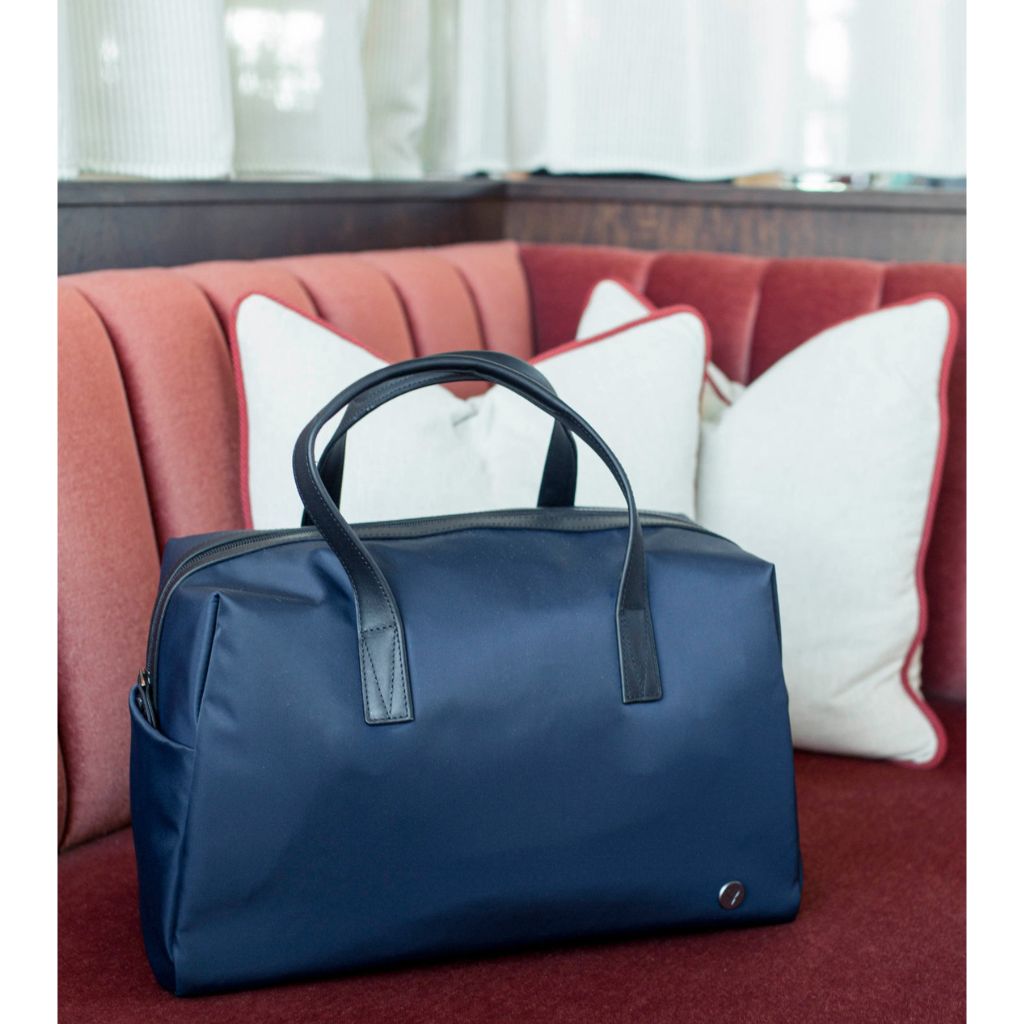 Antler Chelsea Overnight/Gym Bag Navy - Love Luggage