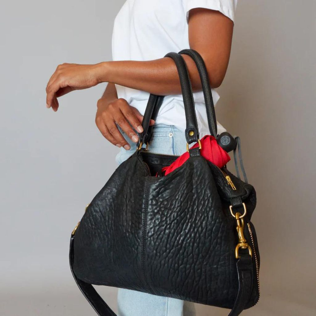 Blunt Metro Compact Umbrella - Cherry Red - Love Luggage