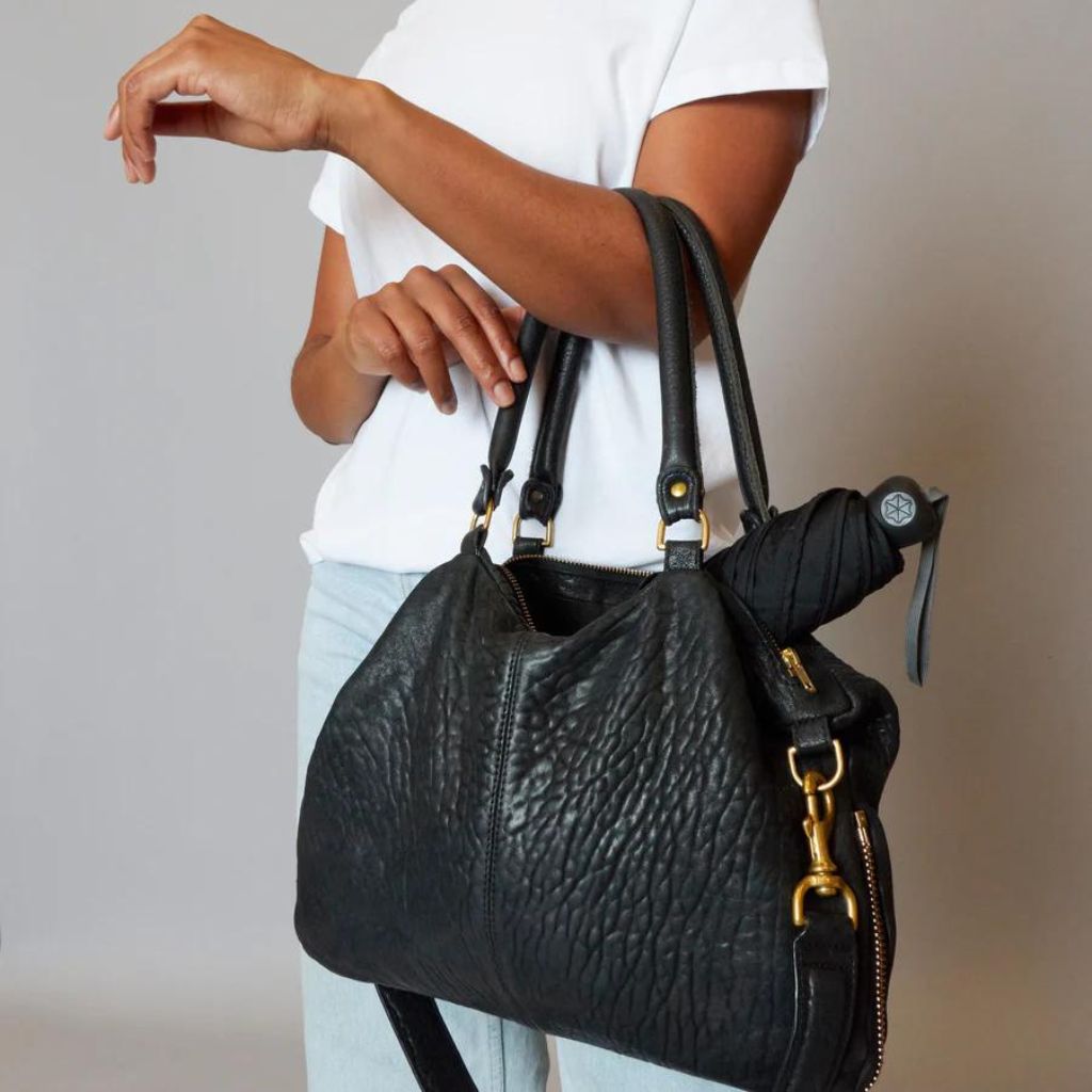 Blunt Metro Compact Umbrella - Ink Black - Love Luggage