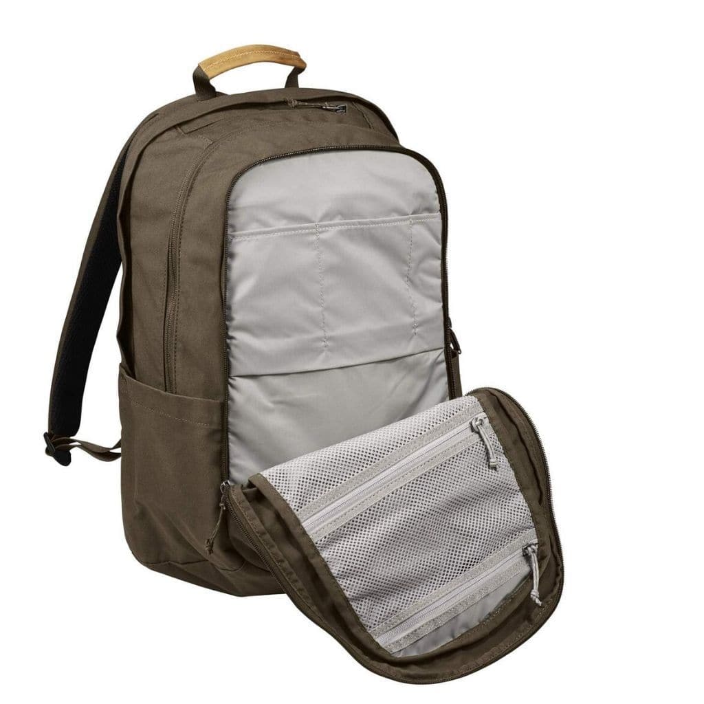 Fjallraven 15" Raven 20L Backpack - Dusk - Love Luggage