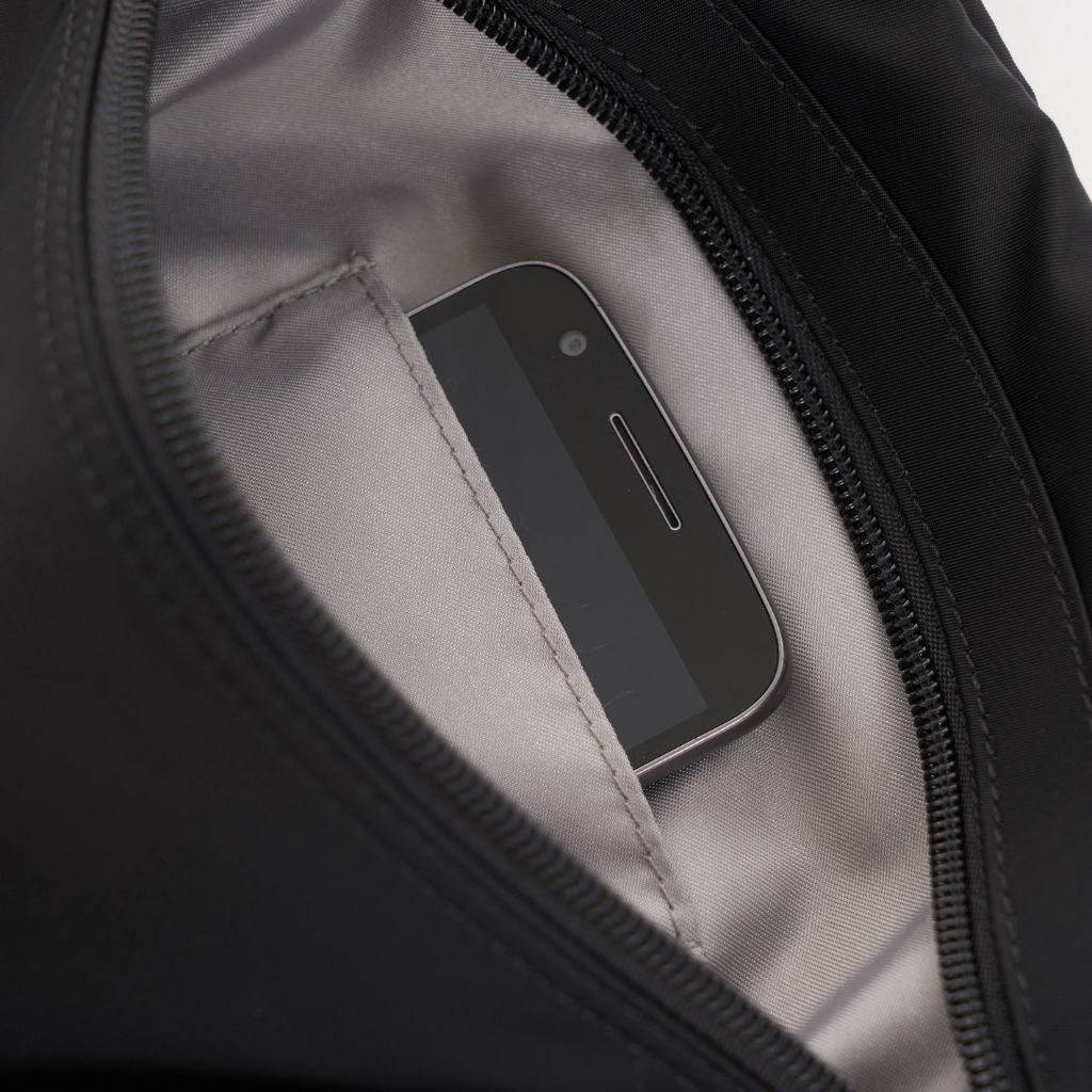 Hedgren Faith Crossbody RFID Bag Black - Love Luggage