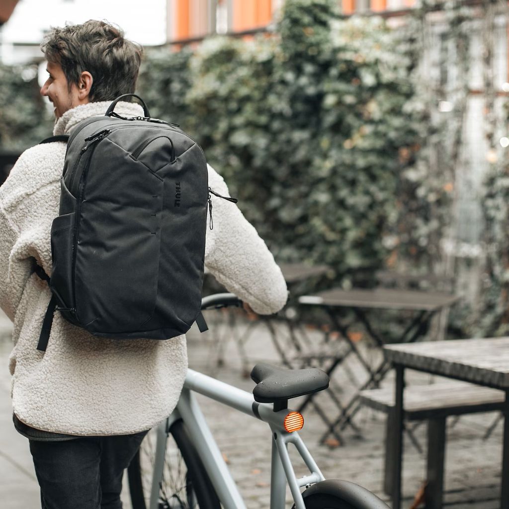 Thule Aion Travel 28L Laptop Backpack - Black - Love Luggage