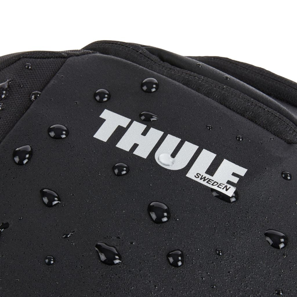 Thule Chasm 26L Laptop Backpack - Black - Love Luggage