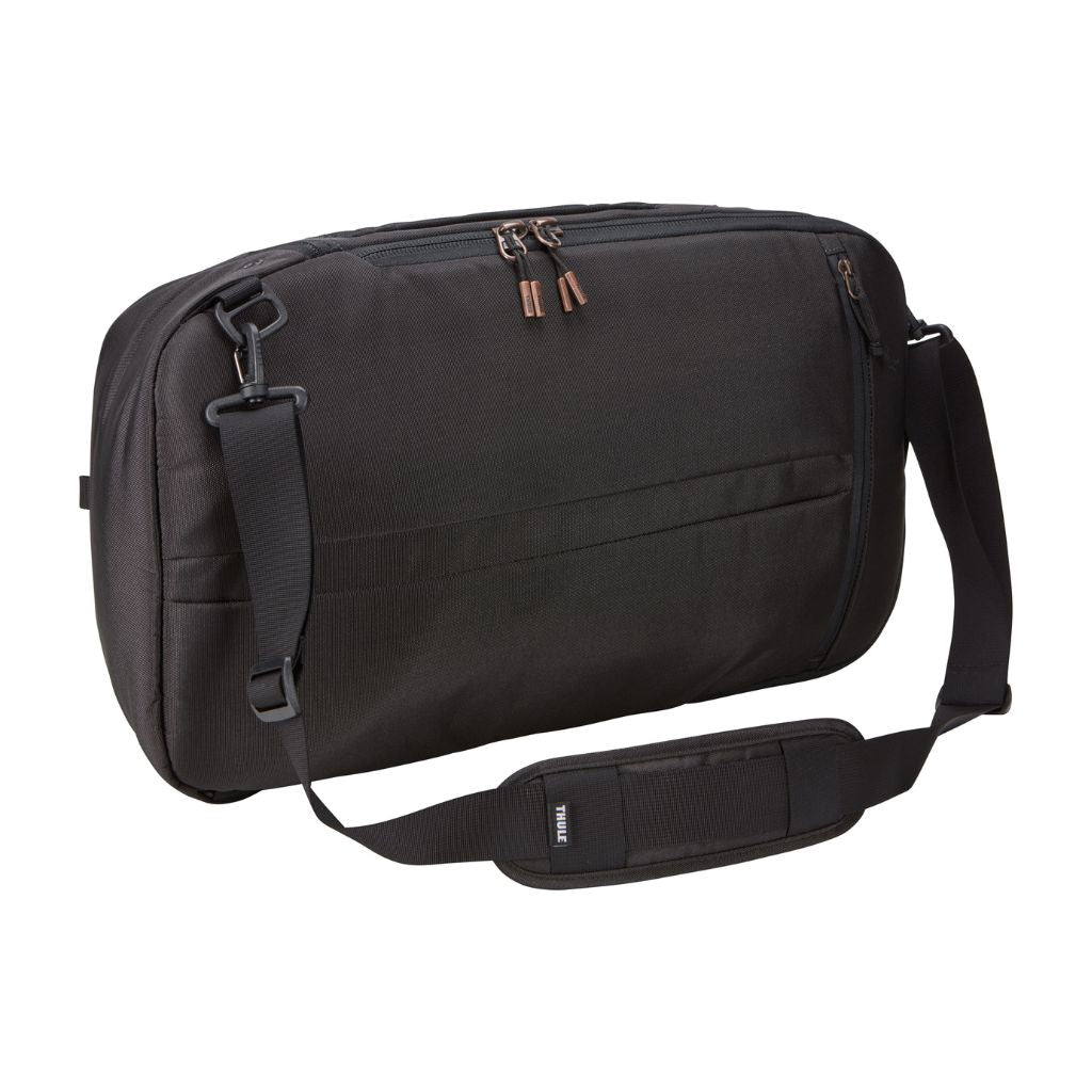 Thule Vea 21L Laptop Backpack - Black - Love Luggage