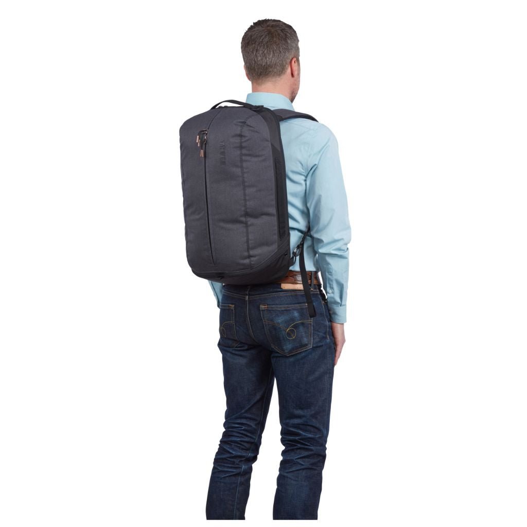 Thule Vea 21L Laptop Backpack - Black | Shipped Fast - Love Luggage