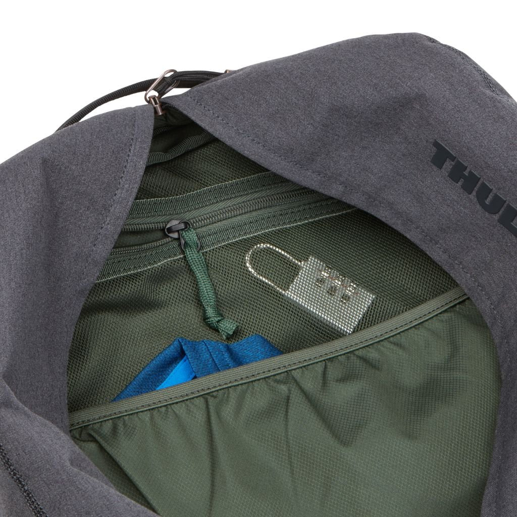 Thule Vea 21L Laptop Backpack - Light Navy - Love Luggage